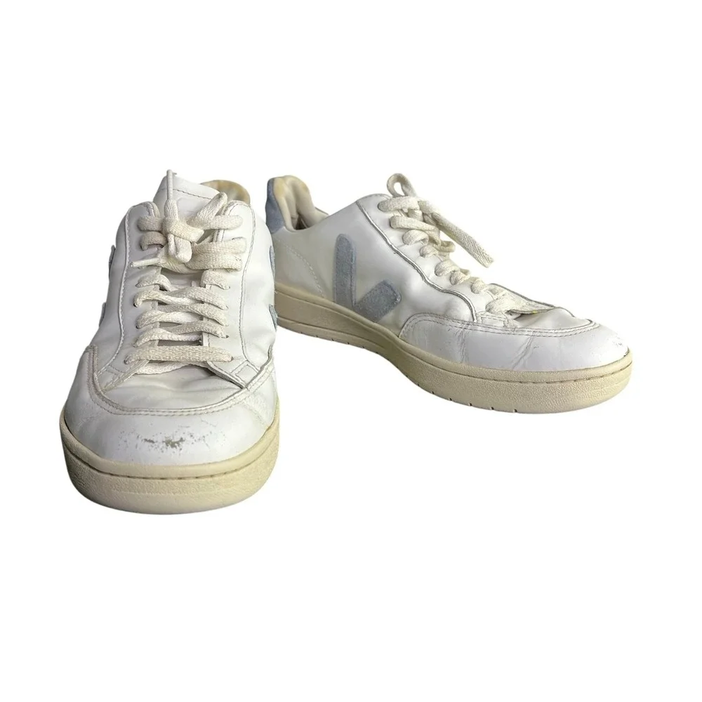 Veja Sneakers Mens 8 White V-12 Leather‎ Low Top Light Blue Suede Logo Casual
